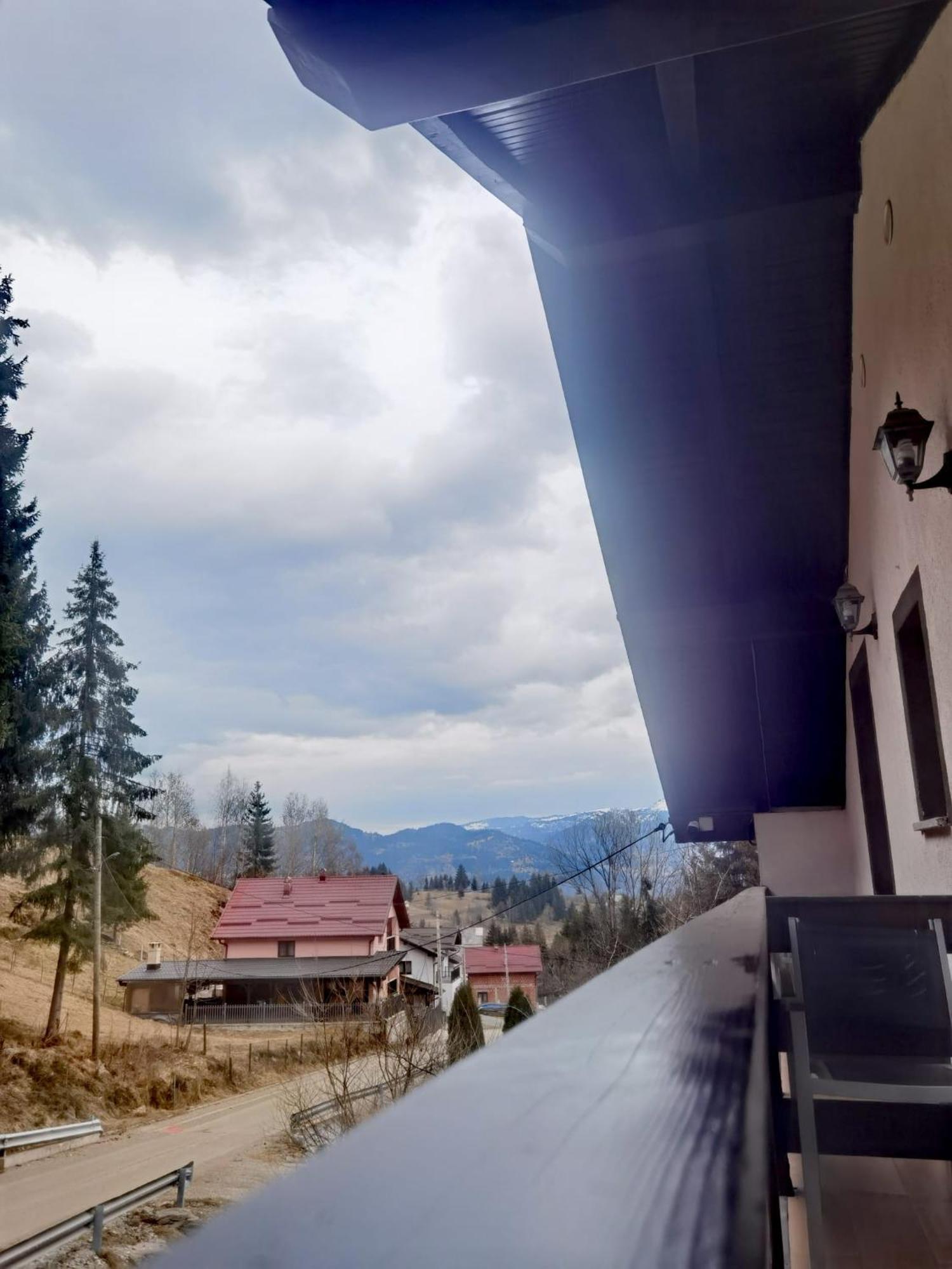 Hotel Casa Pietrosu Rodnei Borşa Camera foto